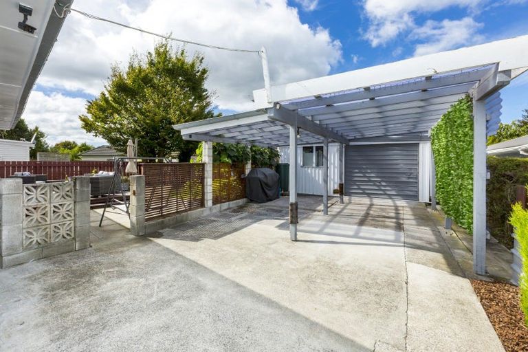 Photo of property in 77 Shakespeare Avenue, Trentham, Upper Hutt, 5018