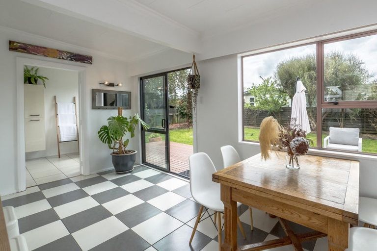 Photo of property in 30 Augustus Street, Carterton, 5713