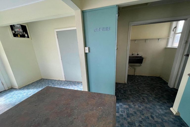 Photo of property in 18 Goldsmith Crescent, Levin, 5510