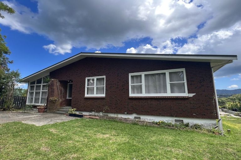 Photo of property in 11 Autumn Avenue, Glen Eden, Auckland, 0602