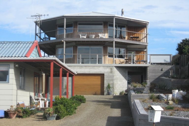 Photo of property in 103 Rua Avenue, Waitarere Beach, Levin, 5510