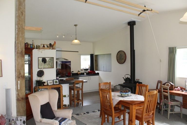 Photo of property in 39 Laws Road, Dannevirke, 4972