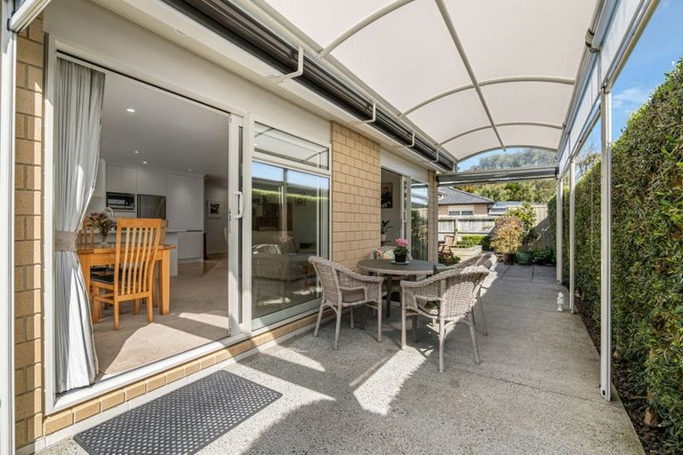 Photo of property in 14 Hatton Road, Orewa, 0931