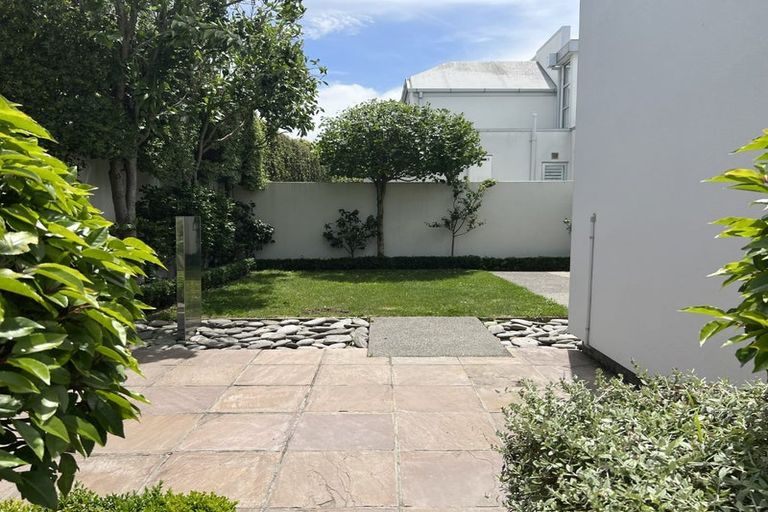 Photo of property in 3 Church Lane, Merivale, Christchurch, 8014