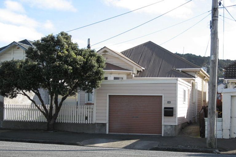 Photo of property in 14 Te Whiti Street, Kilbirnie, Wellington, 6022
