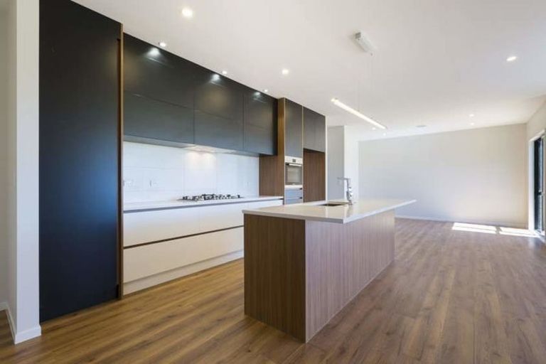 Photo of property in 27 Kauri Drive, Waiuku, 2123