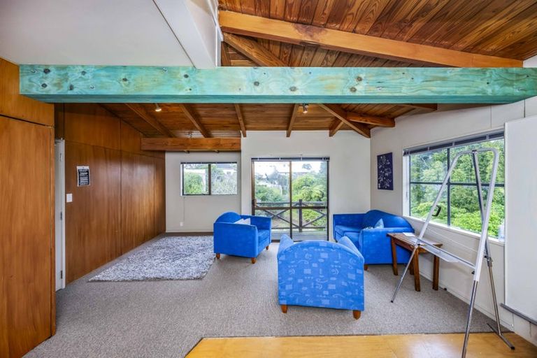 Photo of property in 2 Seaview Avenue, Northcote, Auckland, 0627