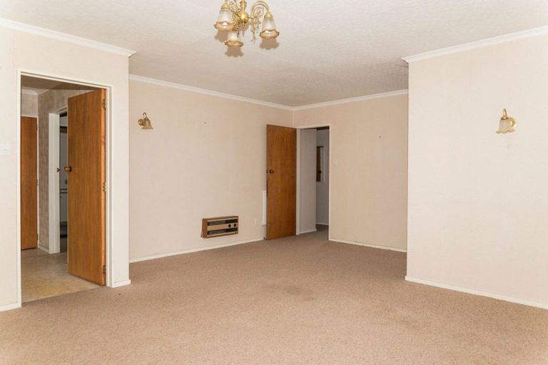 Photo of property in 9a Mcphee Street, Dannevirke, 4930