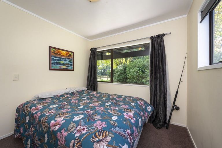 Photo of property in 36 Pitt Road, Runciman, Drury, 2578
