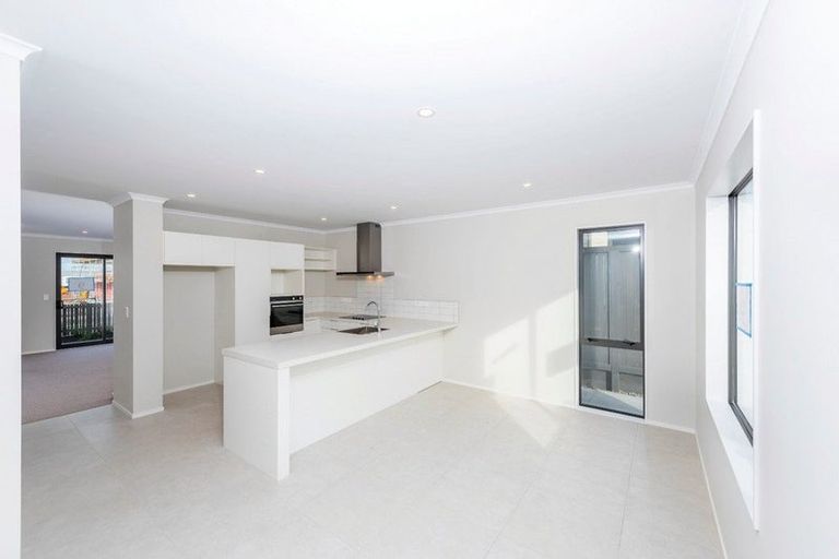 Photo of property in 11 Waenganui Road, Hobsonville, Auckland, 0616