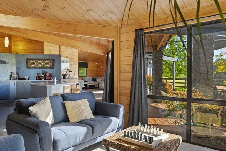 Photo of property in 91 Travers Road, Te Kauwhata, 3782