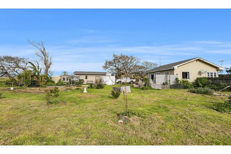 Photo of property in 71 Pouto Road, Dargaville, 0371