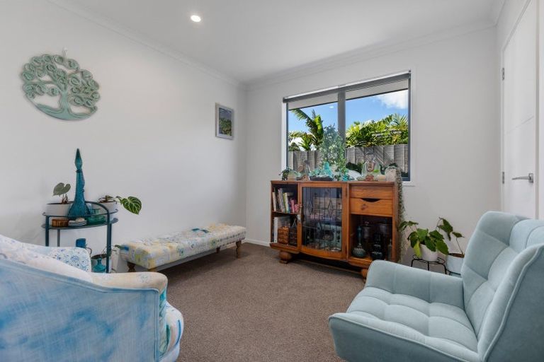 Photo of property in 14 Tangaroa Street, Waitara, 4320