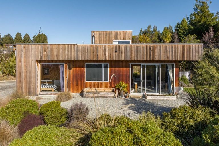 Photo of property in 25 Fort Place, Hawea Flat, Lake Hawea, 9382