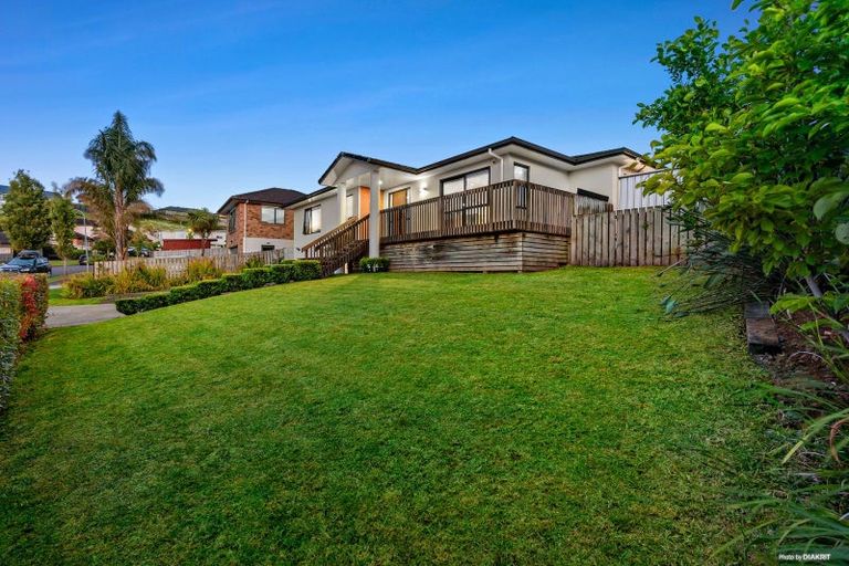 Photo of property in 26 Cape Vista Crescent, Pukekohe, 2120