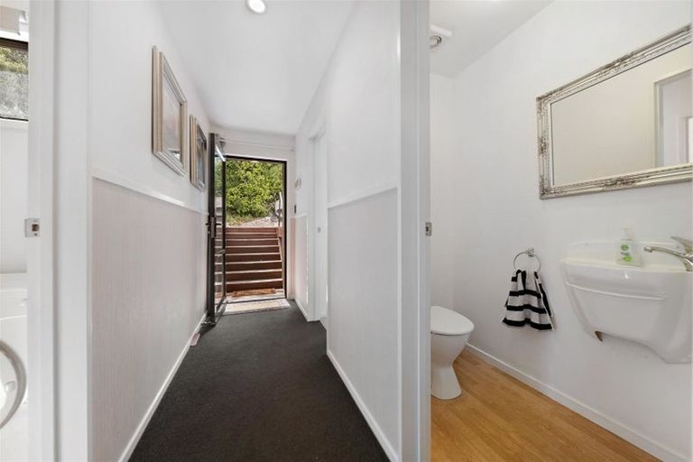 Photo of property in 3a Aspen Grove, Fernhill, Queenstown, 9300