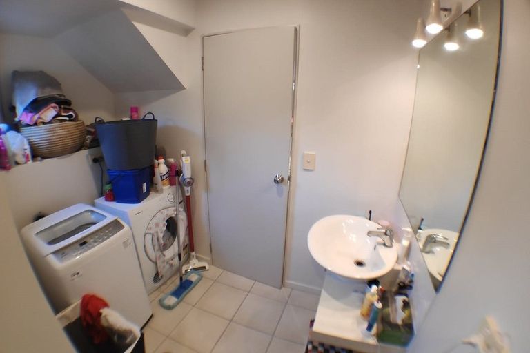 Photo of property in 1/206 Manuka Road, Bayview, Auckland, 0629