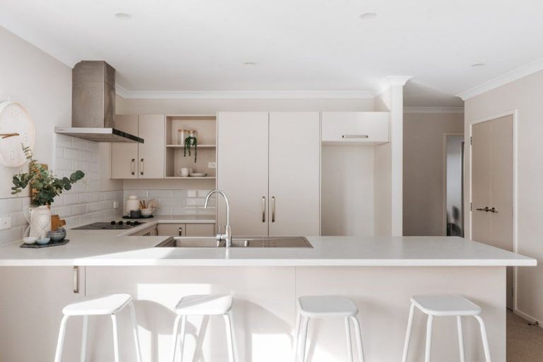 Photo of property in 10 Te Kio Crescent, Papamoa Beach, Papamoa, 3118