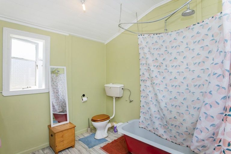 Photo of property in 289 Aberdeen Road, Gisborne, 4010