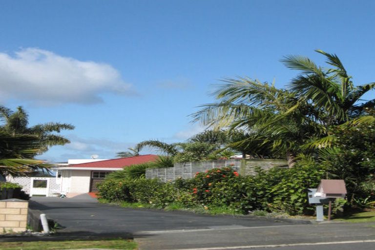 Photo of property in 11 Magnolia Avenue, Te Kamo, Whangarei, 0112