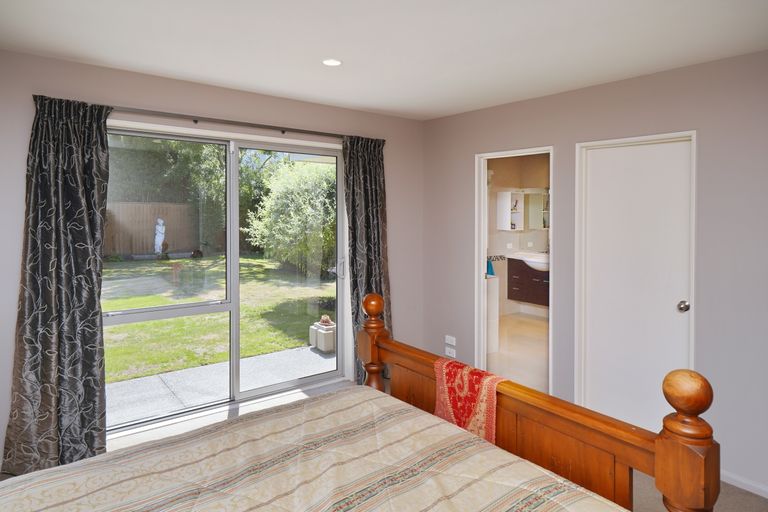 Photo of property in 7 Applefield Court, Northwood, Christchurch, 8051