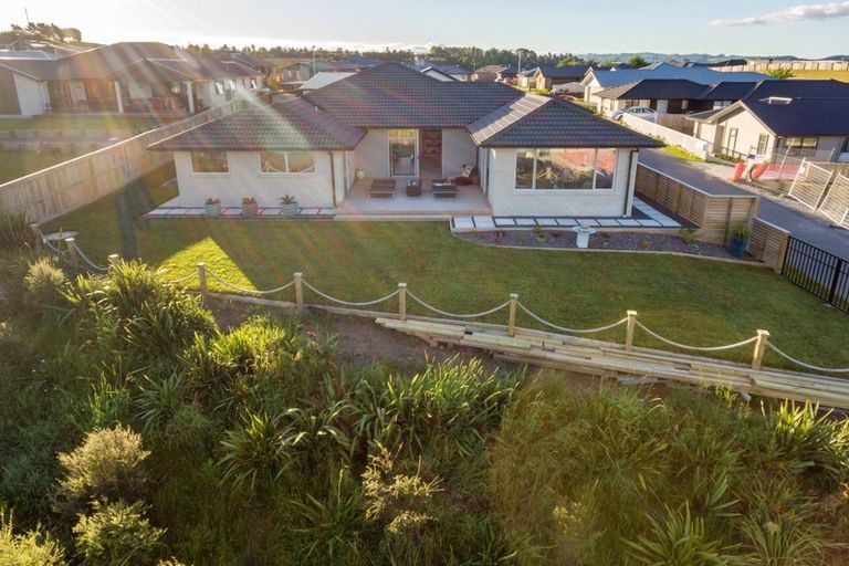 Photo of property in 26 Kiritiana Close, Pyes Pa, Tauranga, 3112