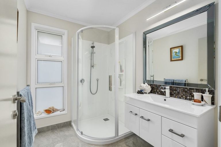 Photo of property in 32 Macdonald Heights, Feilding, 4702