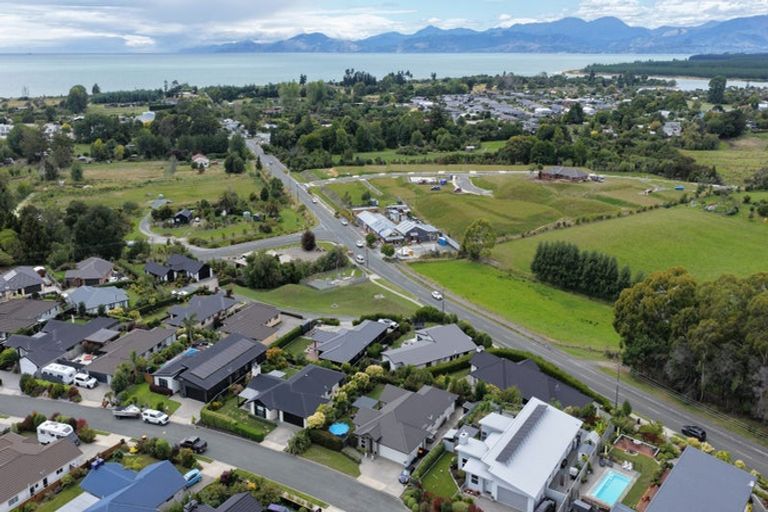 Photo of property in 13 Koi Crescent, Mapua, 7005