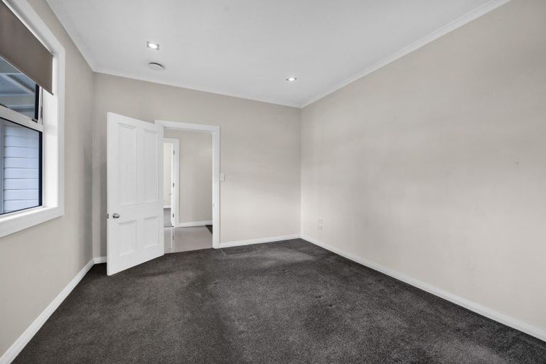 Photo of property in 35 Cordelia Street, Stratford, 4332