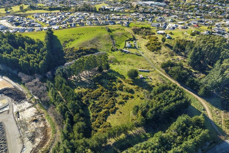 Photo of property in 353 Main South Road, Green Island, Dunedin, 9018