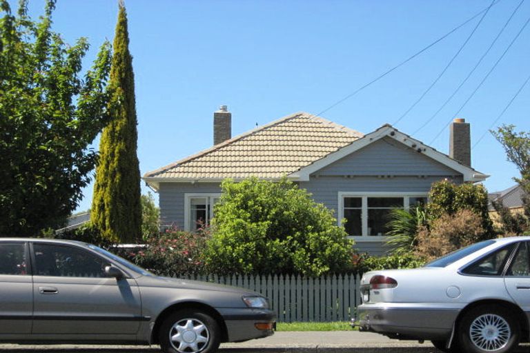 Photo of property in 2/260 Greers Road, Bryndwr, Christchurch, 8053