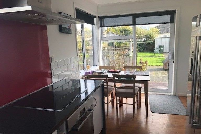 Photo of property in 14 Barton Grove, Naenae, Lower Hutt, 5011