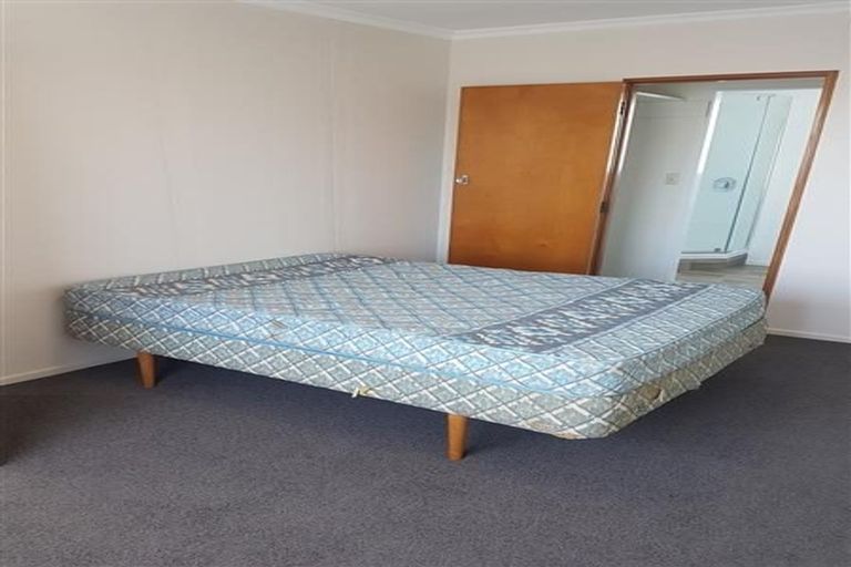 Photo of property in 528-530 Devon Street East, Fitzroy, New Plymouth, 4312