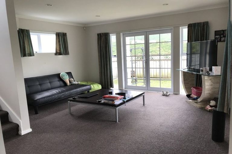 Photo of property in 24 Vancouver Street, Kingston, Wellington, 6021