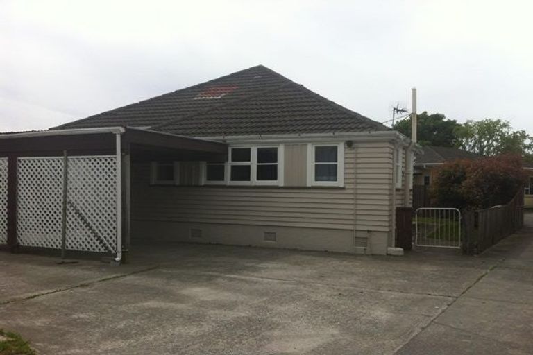Photo of property in 31 Dickson Crescent, Hornby, Christchurch, 8042