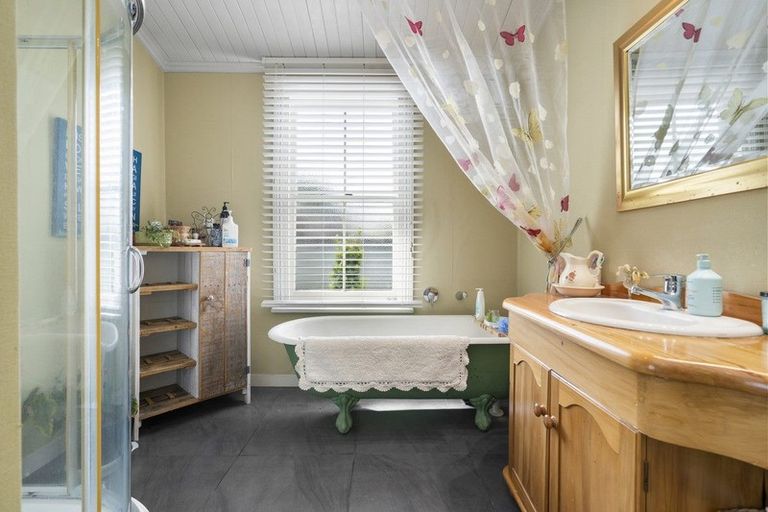 Photo of property in 16a Thornton Road, Cambridge, 3434