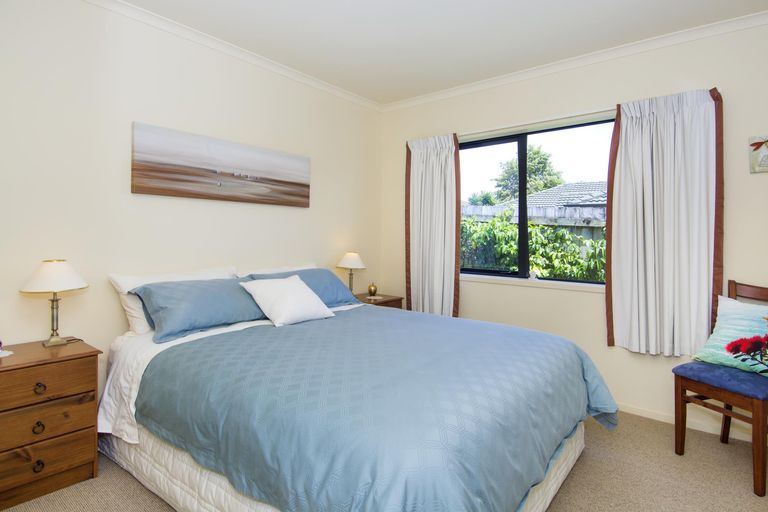 Photo of property in 54 Village Park Drive, Welcome Bay, Tauranga, 3112