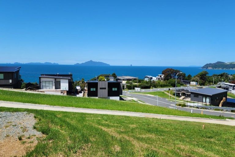 Photo of property in 12 Blue Moon Rise, Langs Beach, 0582