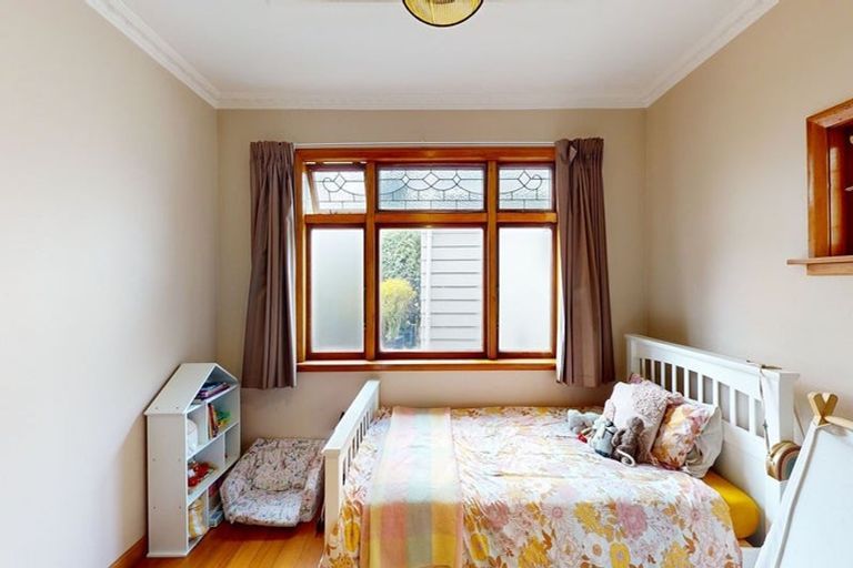 Photo of property in 9 Khandallah Road, Ngaio, Wellington, 6035