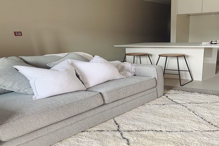 Photo of property in 52 Rangihina Road, Hobsonville, Auckland, 0616