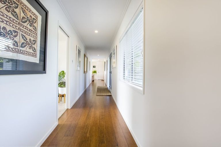 Photo of property in 142 Shelly Beach Road, Shelly Beach, Helensville, 0874