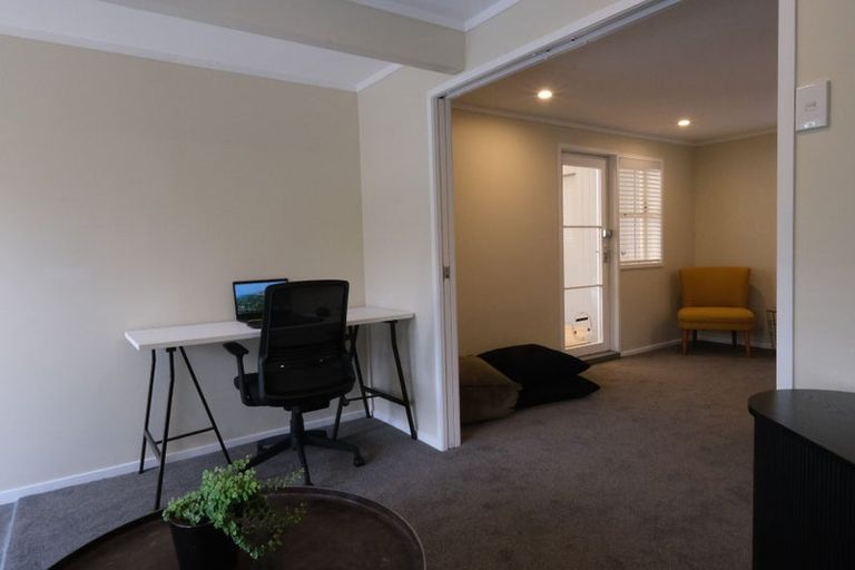 Photo of property in 1/297 Rangatira Road, Beach Haven, Auckland, 0626