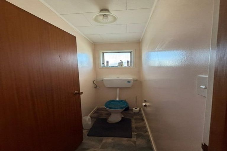 Photo of property in 5 Chesley Place, Half Moon Bay, Auckland, 2012