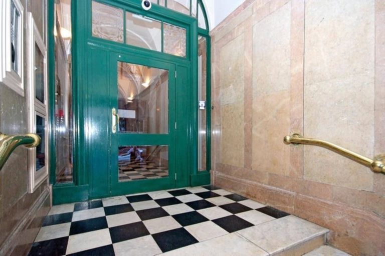 Photo of property in Kelvin House, 1b/16 The Terrace, Wellington Central, Wellington, 6011