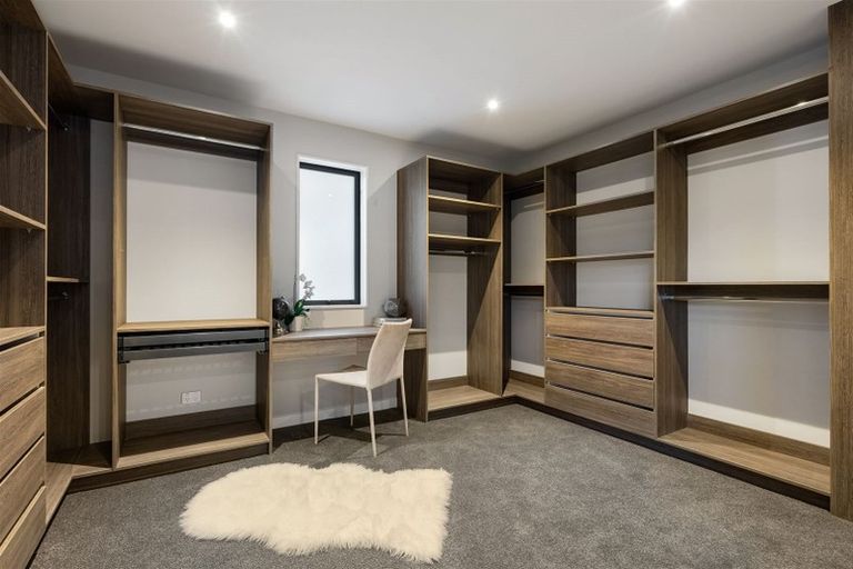 Photo of property in 28 Longshore Drive, Long Bay, Auckland, 0630