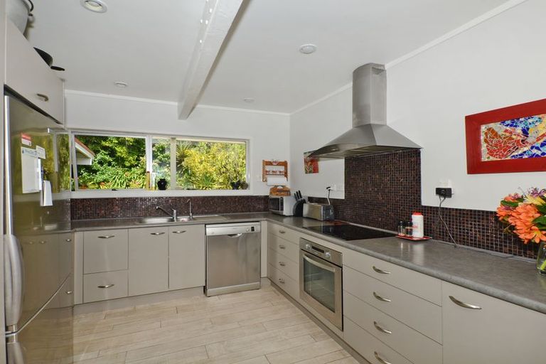 Photo of property in 46 Reotahi Road, Whangarei Heads, Whangarei, 0174