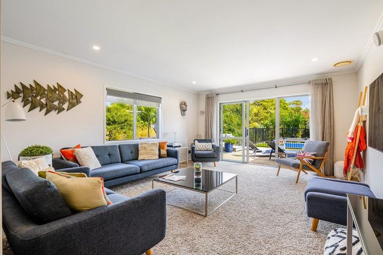 Photo of property in 1009 Kahikatea Flat Road, Waitoki, Kaukapakapa, 0871