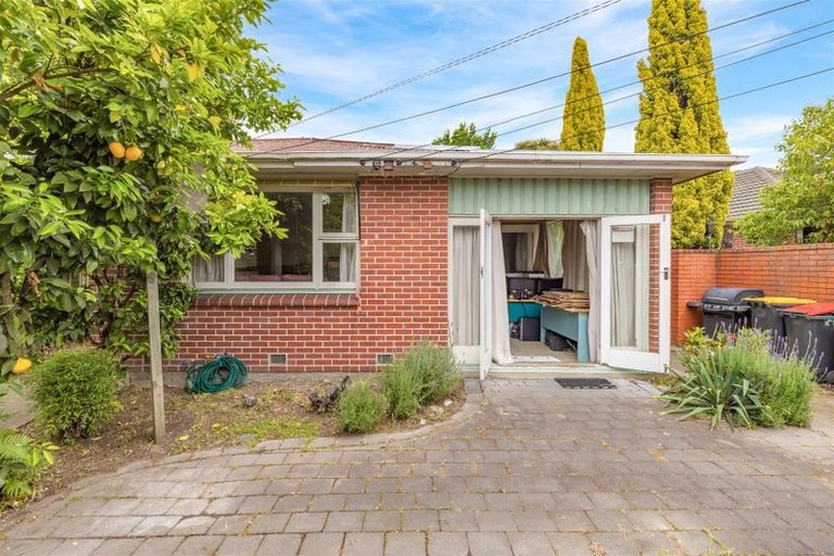 Photo of property in 1/236 Grahams Road, Burnside, Christchurch, 8053