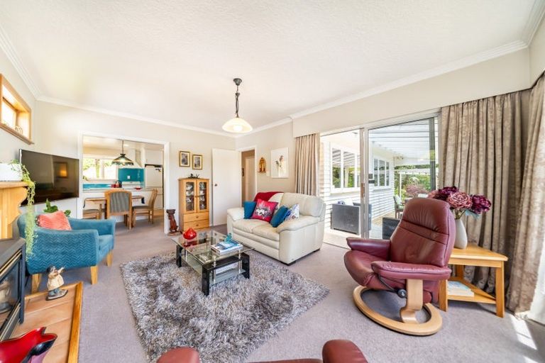 Photo of property in 58 Jocelyn Crescent, Pinehaven, Upper Hutt, 5019