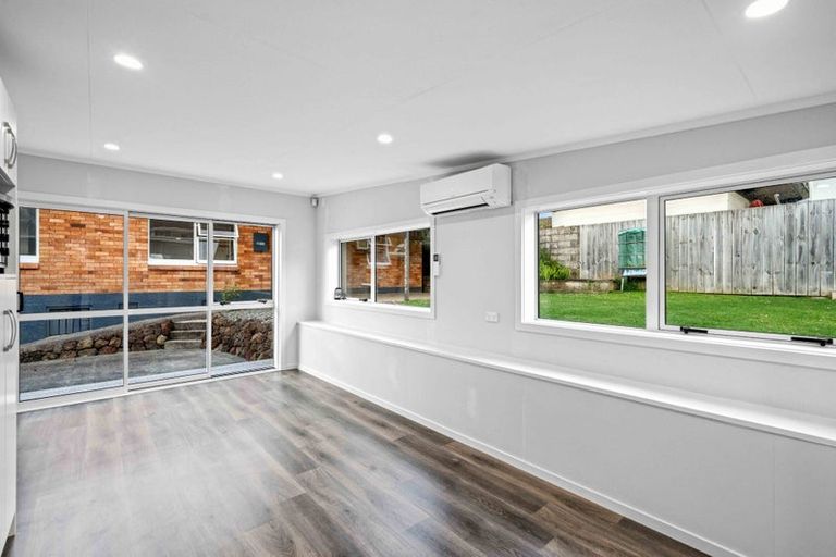 Photo of property in 19 Lawrence Crescent, Hillpark, Auckland, 2102